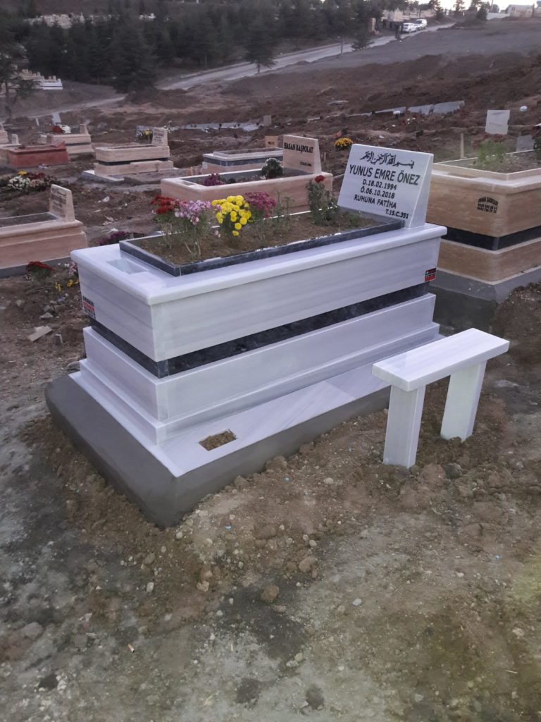 Beyaz Mermer Mezar Modeli - B25