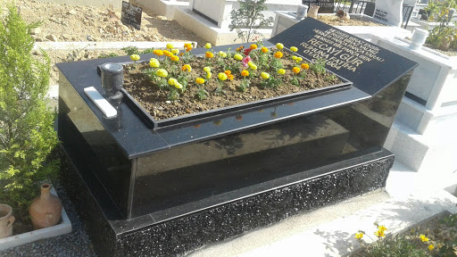 Afyon Granit Mezar Modelleri Yapımı